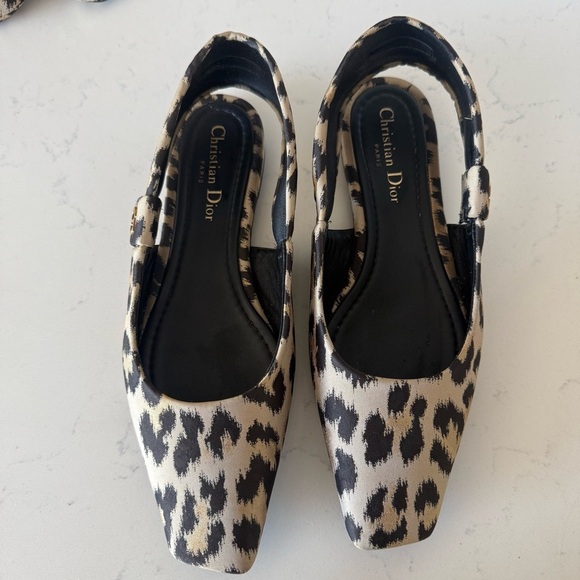 Christian Dior Miza Canvas Animal Print Sling Back Flats Size: 8.5 - Picture 1 of 7